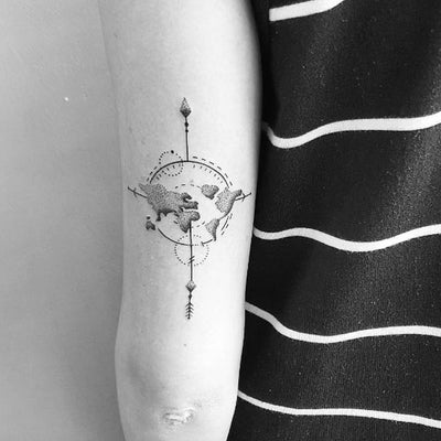 Minimal Compass Arrow Arm Tattoo Ideas for Women - Black & White Simple Map Bicep Tat - www.MyBodiArt.com #tattoo