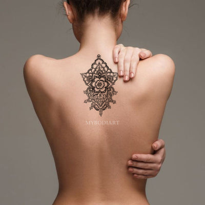 Women’s Boho Lotus Back Tattoo Ideas - Scared Geometric Mandala Tribal Black Henna Spine Tat - ideas tribales del tatuaje de la parte posterior del loto para las mujeres - www.MyBodiArt.com #tattoos