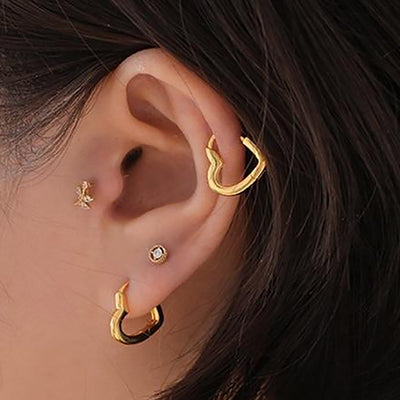 Unique Multiple Heart Huggie Hoop Earrings Ear Piercing Jewelry for Women - múltiples ideas para perforar la oreja - www.MyBodiArt.com #earrings 
