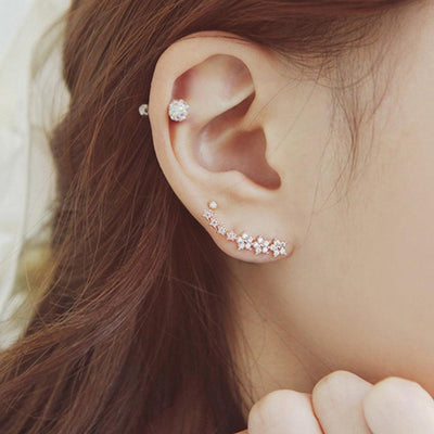 Cute Dainty Ear Piercing Ideas - Crystal Flower Star Ear Climber Crawler Earrings -  lindo flor delicada estrellas oreja escalador pendiente de correa eslabonada - www.MyBodiArt.com
