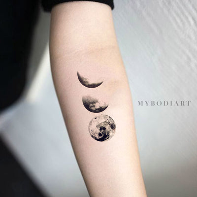 Black Cool Moon Phases Forearm Tattoo Ideas for Women - cool moon tattoo ideas for women - Ideas de tatuaje de luna fresca para mujeres - www.MyBodiArt.com 