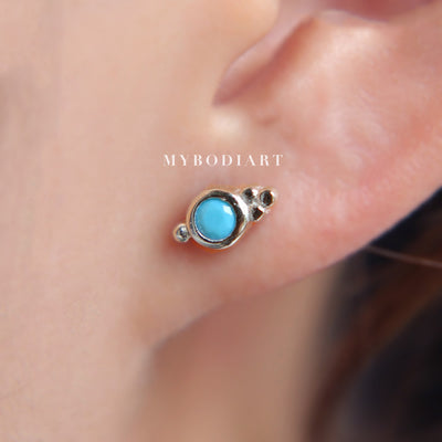 Tribal Boho Ear Piercing Ideas for Women Dainty Small Turquoise Cartilage Conch Lobe Helix Earring Studs Jewelry in Gold or Silver ideas bohemias del oído de la turquesa que perforan para las mujeres www.MyBodiArt.com #earrings 