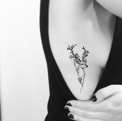Geometric Deer Rib Tattoo Ideas for Women = Simple Nature Tat - ideas de tatuaje de costillas de ciervo - www.MyBodiArt.com #tattoos