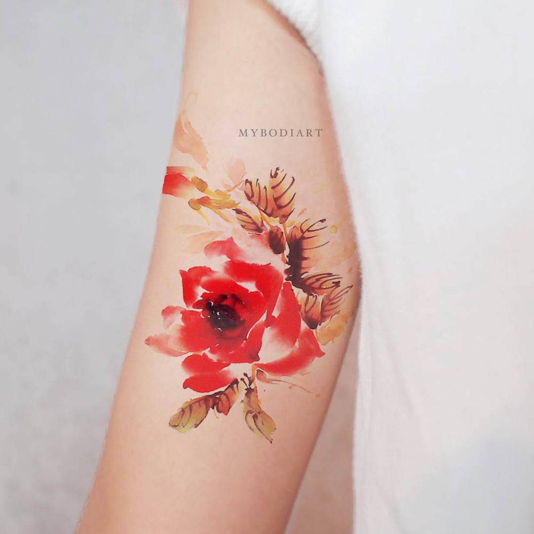 Delicate Botanical Tattoos by Pis Saro — Colossal, image size:1080x1080