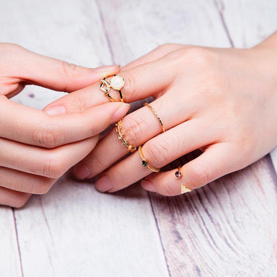 Cute Modern Gold Ring Set Opal Moonstone Midi Stackable Ring for Girls  - lindo anillo de ópalo de oro para mujer - www.MyBodiArt.com #rings 