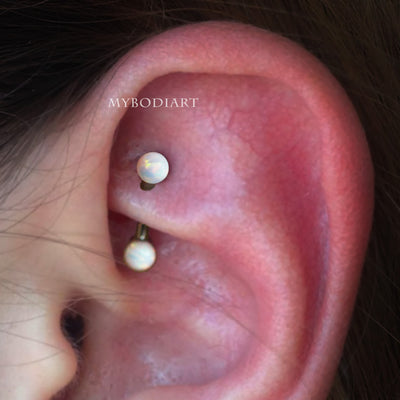 Cute Opal Rook Ear Piercing Jewelry Ideas for Women -  Ideas lindas de la joyería - www.MyBodiArt.com