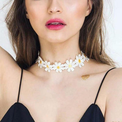 Casual Womens Summer Outfits 2017 - Daisy Floral Flower Choker Necklace at MyBodiArt.com