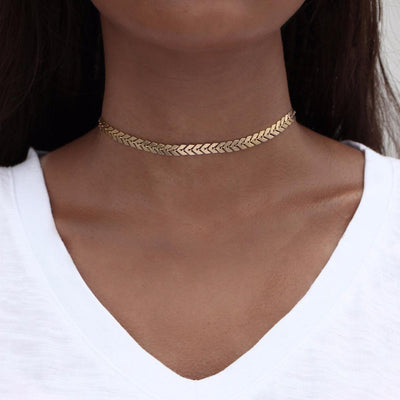 Sirene Minimal Sequin Curb Chain Necklace Choker - MyBodiArt.com