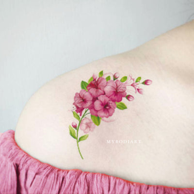 Cute Watercolor Floral Flower Shoulder Tattoo Ideas for Women -  Acuarela flor hombro ideas para tatuajes para mujeres - www.MyBodiArt.com